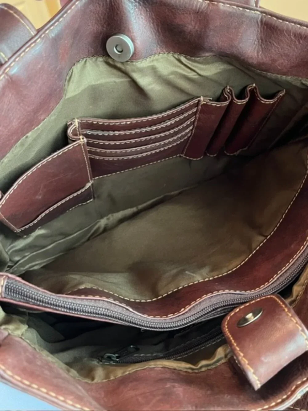 FRYE | Rich Dark Brown Leather Shoulder Bag Tote-EUC - Picture 7 of 16